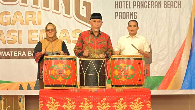 Gubernur Sumbar Luncurkan Program Nagari Generasi Emas