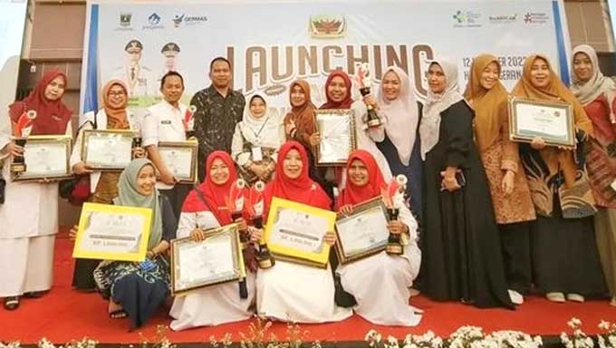 Pemko Bukittinggi Dapat Penghargaan Atas Capaian UHC Terbaik di Sumbar