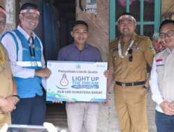 Wagub Sumbar Resmikan Pengaliran Listrik Pln Di Dusun Berkat, Kepulauan Mentawai