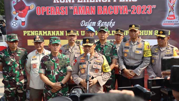 Kapolda Jawa Tengah, Irjen. Pol. Ahmad Luthfi Memimpin Apel Gelar Pasukan Operasi Aman Bacuya 2023