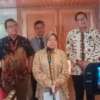 Mensos Tri Rismaharini berikan keterangan usai acara Graduasi KPM PENA