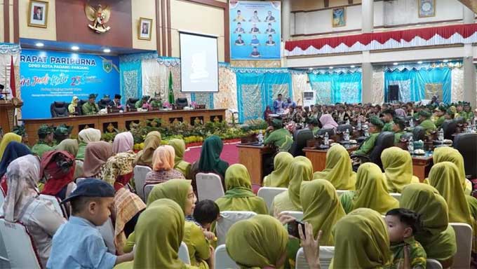 Peringatan Hari Jadi Kota ke-233, Wujudkan Padang Panjang Unggul dan Sejahtera 1 Rapat Paripurna Peringatan Hari Jadi Kota Padang Panjang ke-233