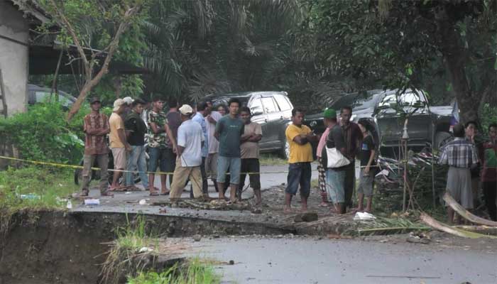 Jalan Tampus Damai ke Situak Ujung Gading Terban