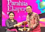 Kado Akhir Tahun, Pemkab Sijunjung Terima Penghargaan Anugerah Parahita Ekapraya Kategori Nindya