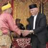 Mahyeldi Ansharullah Datuak Marajo, hadiri Penobatan Rajo Nan Baduo serta Batagak Pangulu Nagari Maek, Kabupaten Lima Puluh Kota