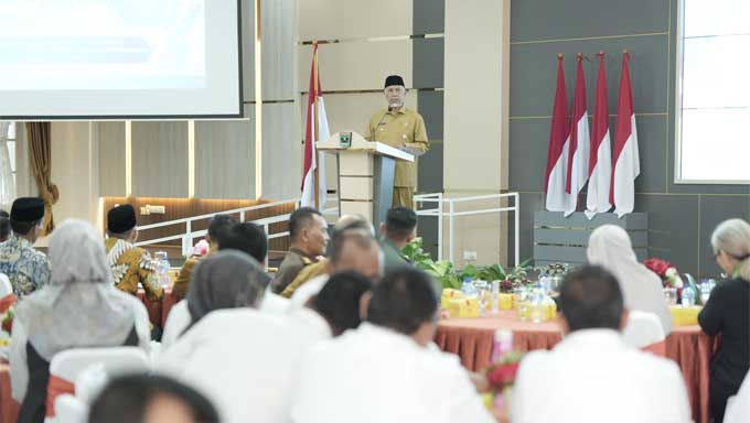 Gubernur Sumbar Serahkan DIPA dan TKD 2024