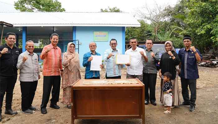 Resmikan Bank Sampah Induk Tiga Saudara Bukit Gombak, Ini Harapan Bupati Tanah Datar 1 Peresmian Bank Sampah Induk Tiga Saudara Bukit Gombak
