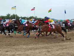Kejurnas Sawahlunto Derby Kembali Digelar Di Gelanggang Pacuan Kuda Kandi