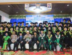 103 Sarjana Angkatan XXV STAI YAPTIP Pasaman Barat Diwisuda