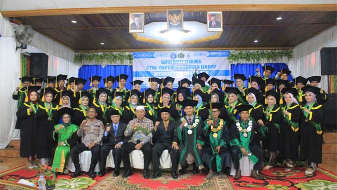 Wisuda Angkatan XXV STAI YAPTIP Pasaman Barat