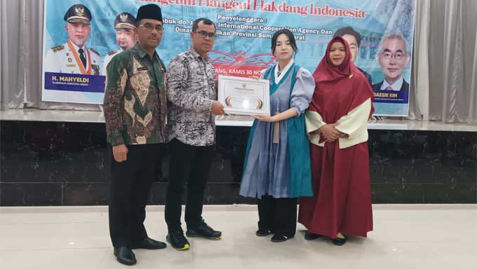 Closing Ceremony Saemangeum Hangeul Hakdang Indonesia di SMKN 2 Padang.