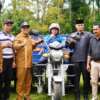 Sebanyak 34 unit Becak Motor dari Program Pokok Pikiran anggota DPRD Sumbar, Jefri Masrul diserahkan kepada Kelompok Tani (Keltan) dan Kelompok Wanita Tani (KWT) di Tanah Datar
