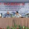 Sekdaprov Sumbar, Hansastri saat Rakor Persiapan Penyelenggaraan Angkutan Nataru 2023/2024 bersama Organisasi Perangkat Daerah (OPD), Instansi Vertikal terkait, Aparat Penegak Hukum (APH), Badan Usaha Milik Negara (BUMN), dan BUMD
