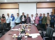 Bupati Epyardi Asda terima Laporan Hasil Pemeriksaan Dengan Tujuan Tertentu (PDTT) Kepatuhan Belanja Daerah Pemerintah Kabupaten Solok