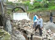 Gubernur Sumbar Tinjau Titik Kawasan Terdampak Banjir dan Longsor di 3 Kabupaten