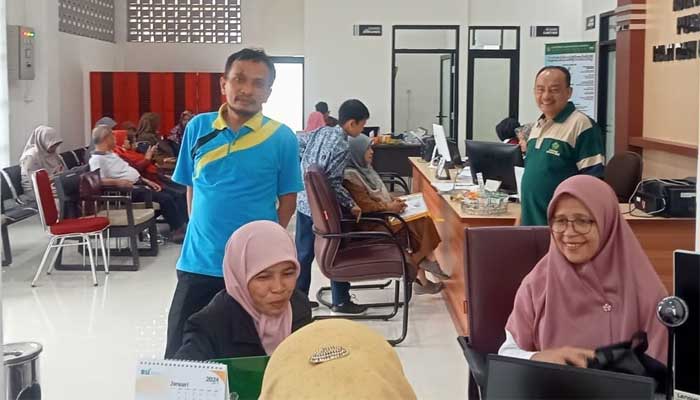 Pembuatan Paspor CJH Kini Bisa di Kantor Kemenag Padang Panjang