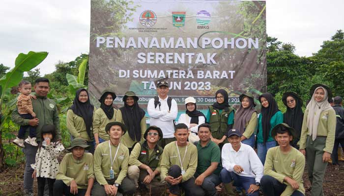 Tingkatkan Tutupan Lahan, Kementerian LHK Lakukan Penanaman Pohon Serentak