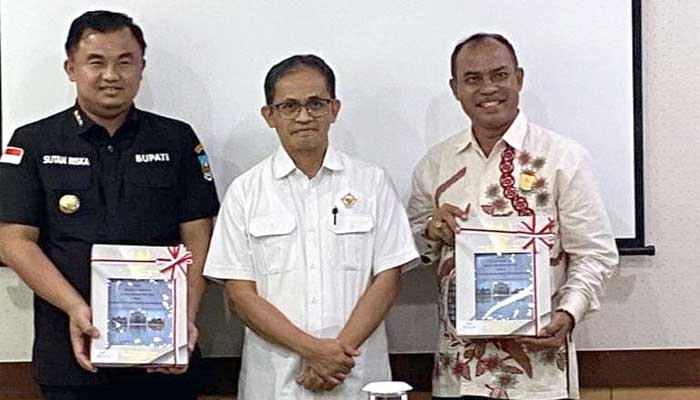 Ketua Dprd Hadiri Penyerahan Lhp Kabupaten Dharmasraya 2023 Dari Bpk