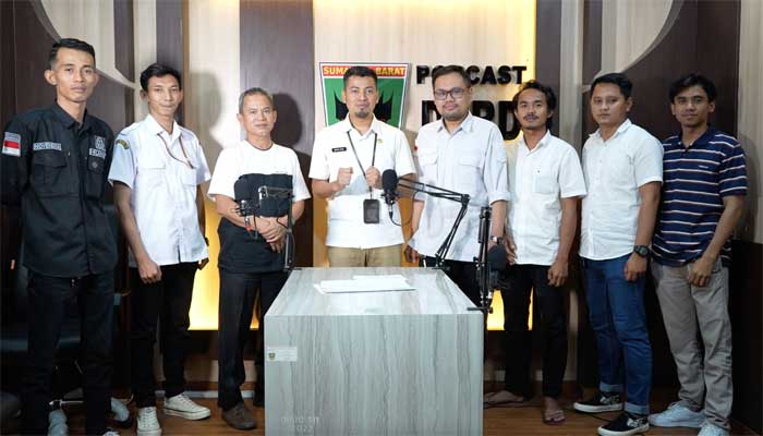 Launching Podcast Asik DPRD Sumbar