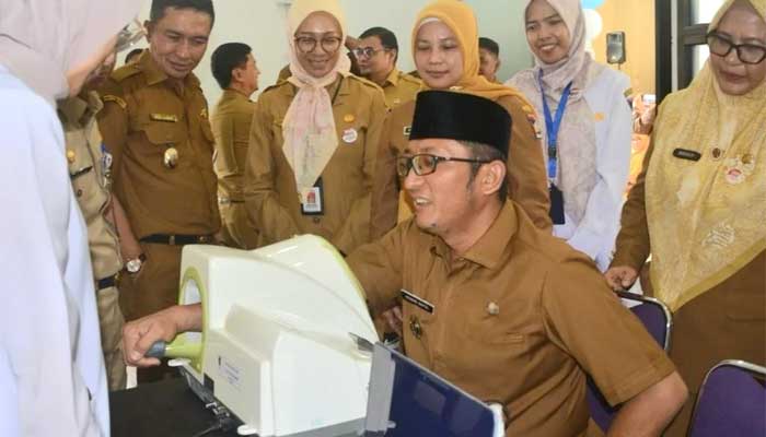 Peresmian Puskesmas Pembantu Balai Kota Padang