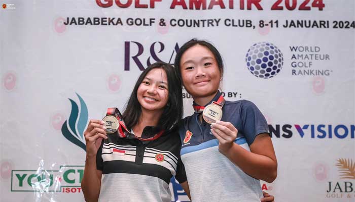 Dari Hobi jadi Prestasi, Mahasiswi Ini Raih Kejuaraan Golf Amatir Nasional! 1 Sania Talita Wahyudi, mahasiswi Hubungan Internasional Universitas Pertamina (UPER) angkatan 2023, meraih peringkat kedua dalam Kejuaraan Nasional Golf Amatir 2024