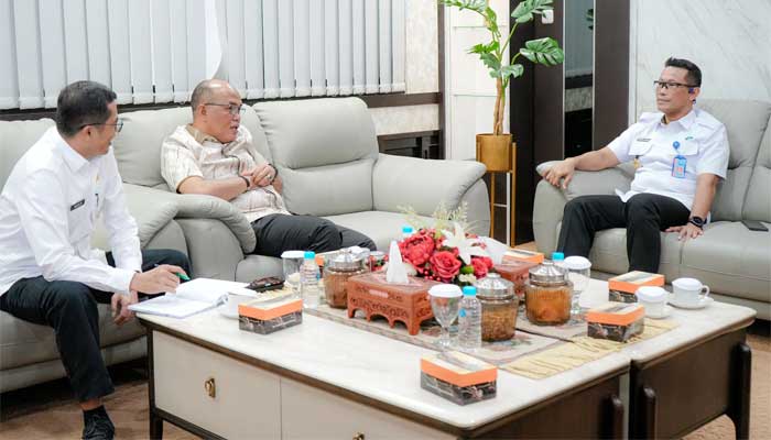 Ketua DPRD Sumbar, Supardi, silaturahmi bersama Kepala BNNP, Brigjen Pol Tri Julianto Djatiutomo