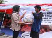 Banjir, Kemensos Bagikan 3.000 Nasi Bungkus Setiap Hari di Musi Rawas Utara