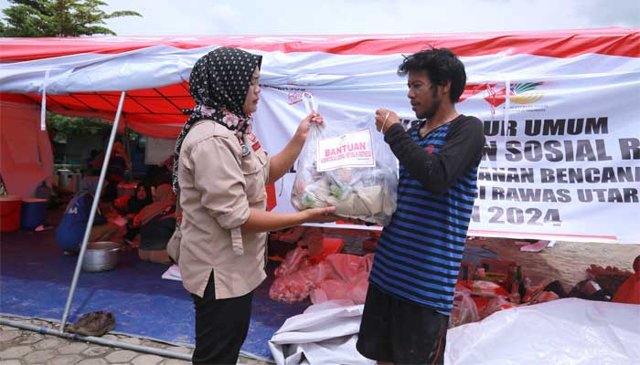 Kemensos Bagikan 3.000 Nasi Bungkus Setiap Hari di Musi Rawas Utara