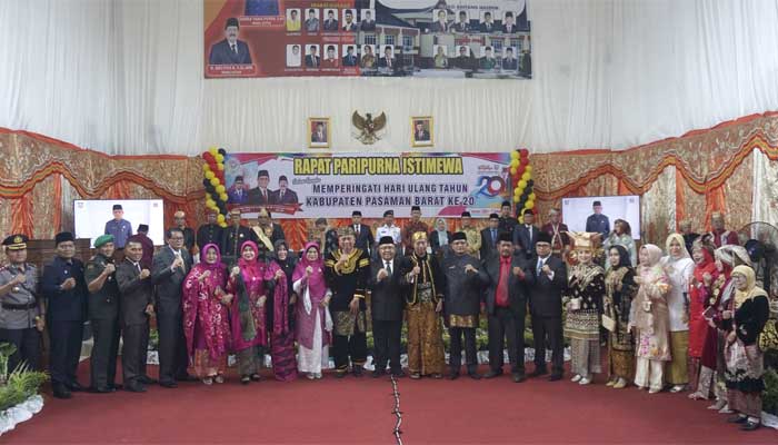 Rezka Oktoberia: Selamat Ulang Tahun ke-20 Kabupaten Pasaman Barat 1 HUT Pasaman Barat ke-20