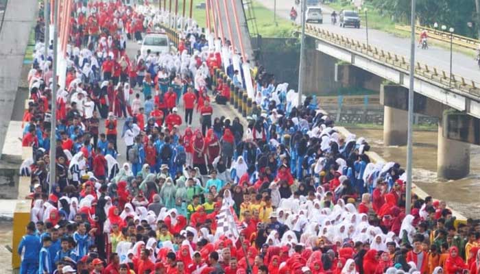Rangkaian HUT ke-20, Pemkab Dharmasraya Gelar Jalan Santai 1 Pemkab Dharmasraya Gelar Jalan Santai