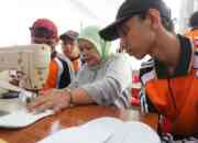 Kemensos Adakan Pelatihan Menjahit di Rusun Sentra Mulya Jaya Jakarta