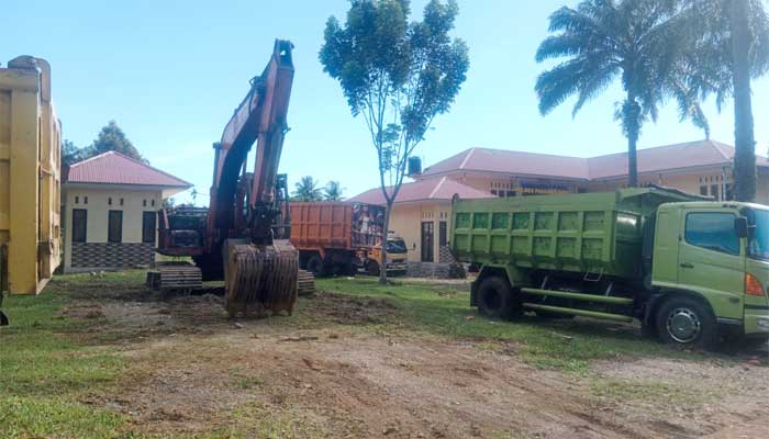 Tim Bareskrim Mabes Polri bersama Polres Pasbar Tertibkan Penambangan Ilegal Galian C di Kinali