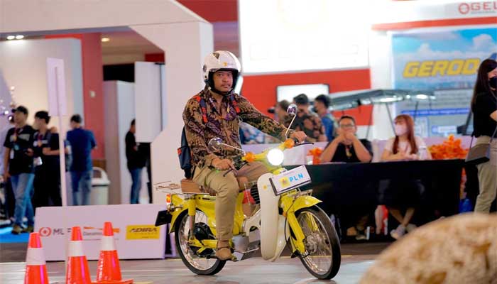 PLN Usung Support System Kendaraan Listrik di Indonesia International Motor Show 2024