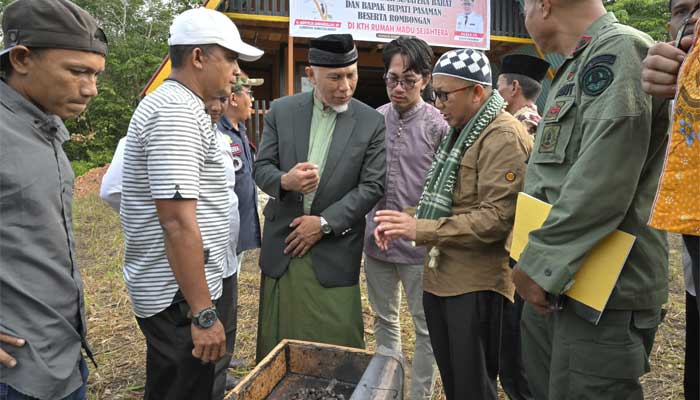 Gubernur Sumbar Serahkan Bantuan Madu Galo-Galo Di Nagari Languang, Kabupaten Pasaman