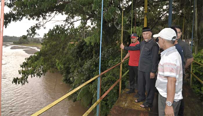 Gubernur Sumbar, Mahyeldi Tinjau Kawasan Terdampak Bencana Di Kabupaten Agam