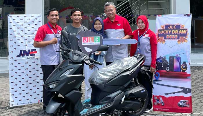 Member JLC Asal Pasuruan Menangkan Hadiah Utama JLC Lucky Draw 2023