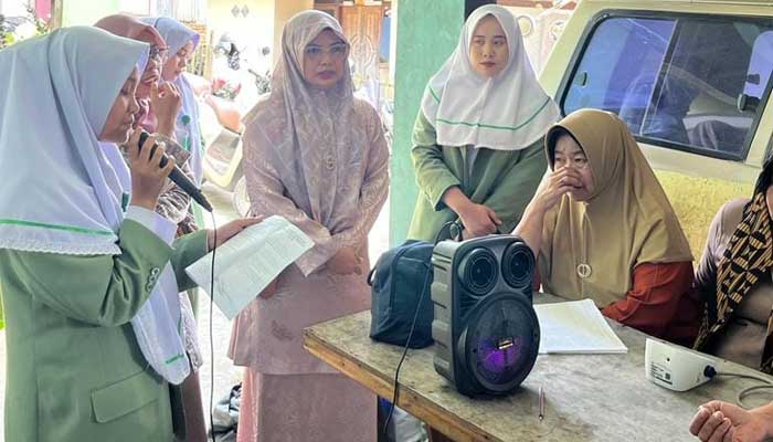 Mahasiswa Akper Nabila Padang Panjang Edukasi Warga Tanah Hitam