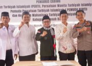 Bupati Eka Putra Hadiri Pelantikan dan Pengukuhan Pengurus PERTI Tanah Datar