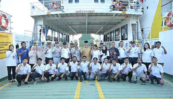 Peresmian Kapal Motor Penyeberangan/Kmp Wira Sameiri Lintas Padang-Mentawai Di Pelabuhan Teluk Bungus Padang