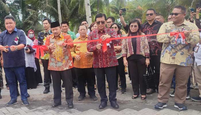 Peresmian Nasional Model Pengelolaan dan PAMSA Berbasis Masyarakat di Desa Mundung Raya, Minahasa Tenggara, Sulawesi Utara