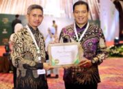 Pj Wako Padang Panjang Terima Penghargaan Baznas Award 2024
