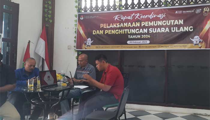 Rapat koordinasi pemungutan suara ulang di Sumbar