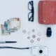Ilustrasi jualan dompet brand Kahasil (foto: Pexels/Desain Jesse Bailey)