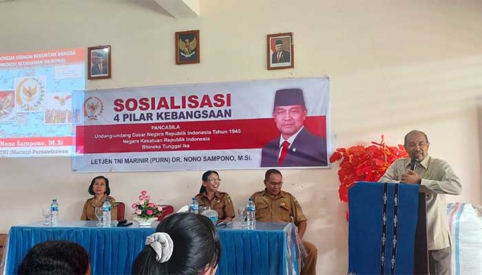 Wakil Ketua DPD RI, Nono Sampono Gelar Sosialisasi 4 Pilar MPR RI di SMAN 12 Ambon