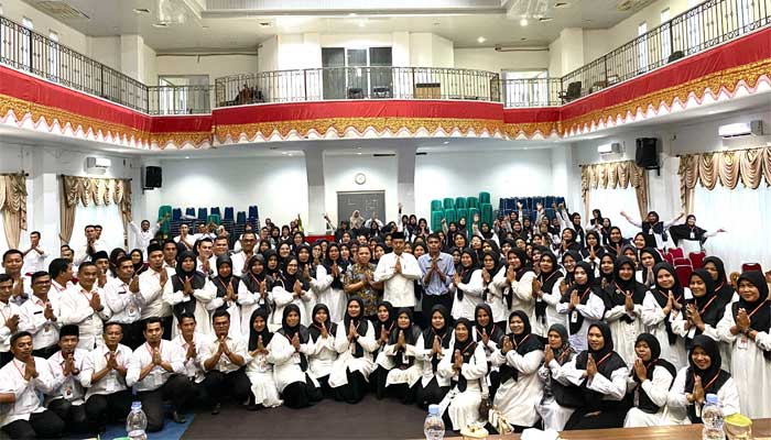 Tutup Orientasi PPPK Gelombang III Tenaga Fungsional Guru, Wabup Pasbar Berpesan Begini