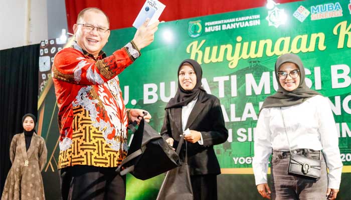 Pj Sekda Muba, Musni Wijaya saat pelantikan Pengurus IKPM MUBA Yogyakarta