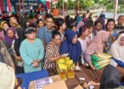Pemkab Muba Adakan Operasi Pasar Di Halaman Kantor Camat Batanghari Leko