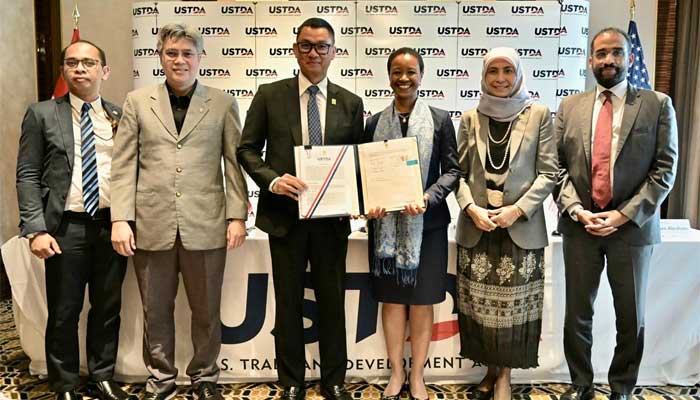 Peroleh Hibah Rp 31 Miliar, PLN dan USTDA Sepakati Studi Kelayakan Interkoneksi Listrik Indonesia-Malaysia 1 Penandatanganan grant agreement Studi Kelayakan Interkoneksi Listrik Indonesia-Malaysia