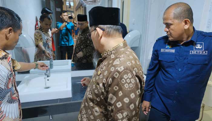 Asisten Bidang Pemerintahan dan Kesejahteraan Rakyat, Yudi Herzandi, tinjau kesiapan lokasi pelaksanaan MTQ ke-30 Tingkat Provinsi Sumatera Selatan tahun 2024