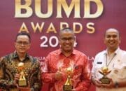Rsam Bukittinggi Raih Top Bumd Bintang Empat, Gubernur Sumbar Ketiban Penghargaan
